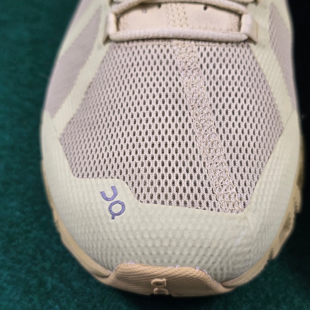On Cloud Running Shoes Womens 9.5 Yellow Mesh Sneakers Low Top CloudTec FVN OI - Picture 9 of 13